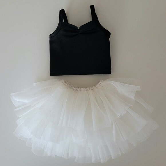 Taylor Swift Red Eras Inspired Deluxe Outfit Gift Package For Your 18 Inch Doll - Picture 4 of 7